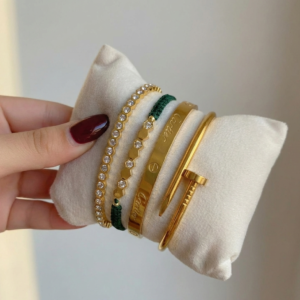 Coffret Prestige : Pack 4 Bracelets Dorés Élégance Royale